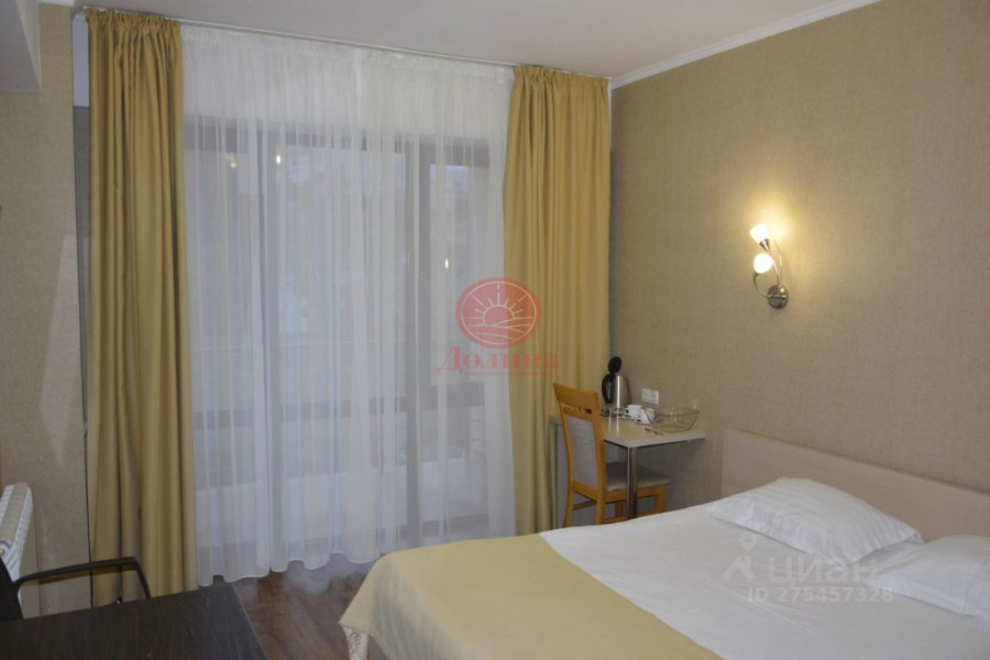 Гостиница 742 кв.м г.Алушта