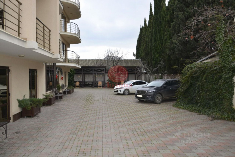 Гостиница 742 кв.м г.Алушта