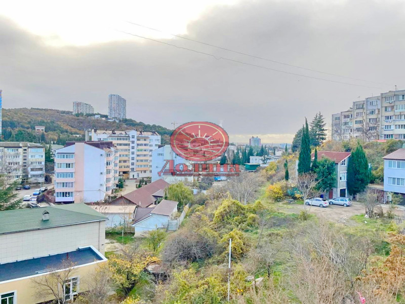 1-комнатная квартира 39.4 кв.м г.Алушта