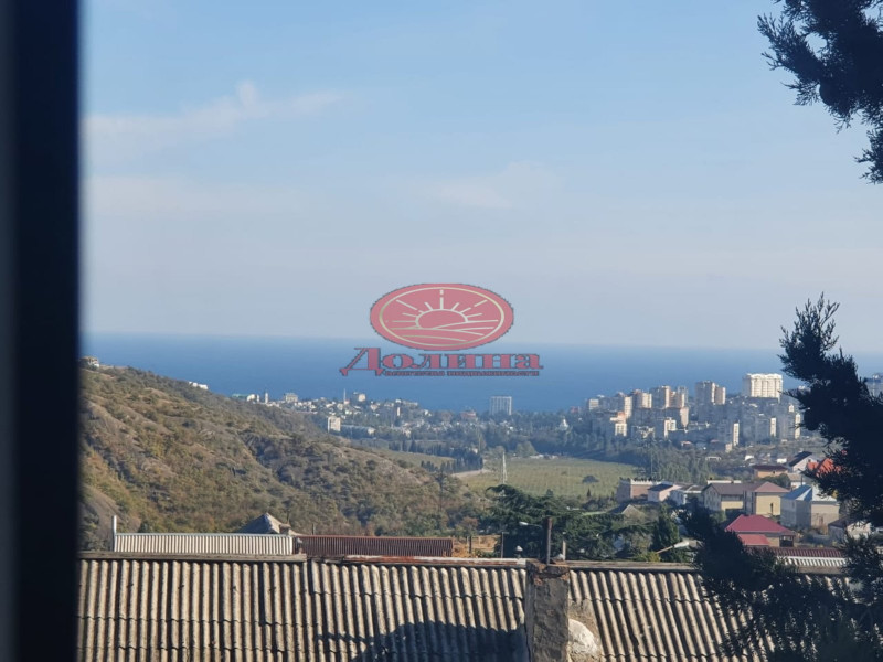 1-комнатная квартира 39.5 кв.м с.Изобильное г.Алушта