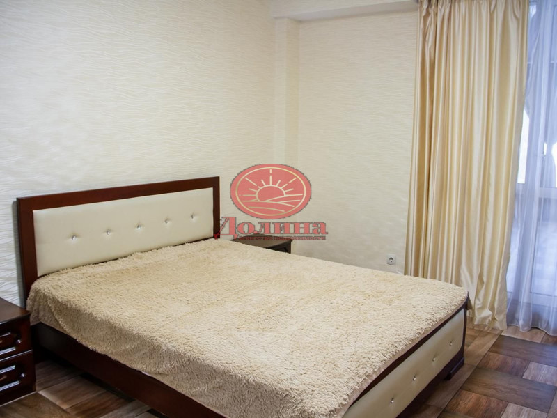 2-комнатная квартира 75 кв.м г.Алушта