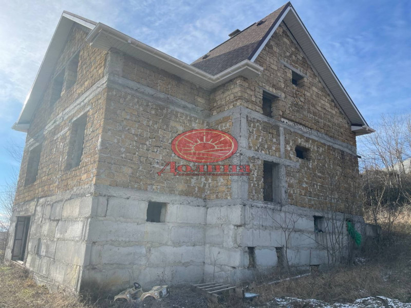 Дом 281.6 кв.м с.Верхняя Кутузовка г.Алушта