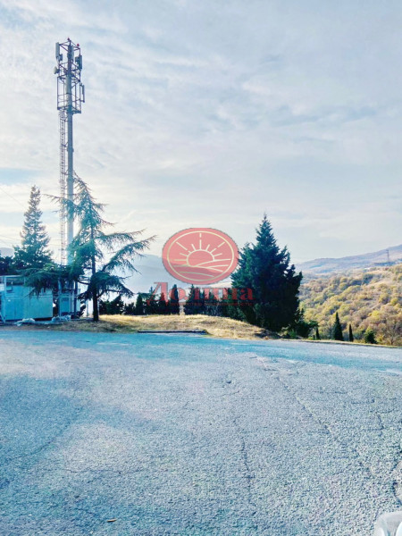 3-комнатная квартира 57 кв.м с.Изобильное г.Алушта