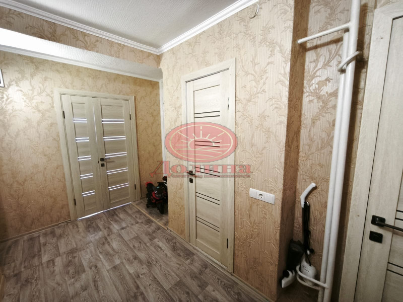 2-комнатная квартира 54.5 кв.м с.Перевальное Симферопольский район