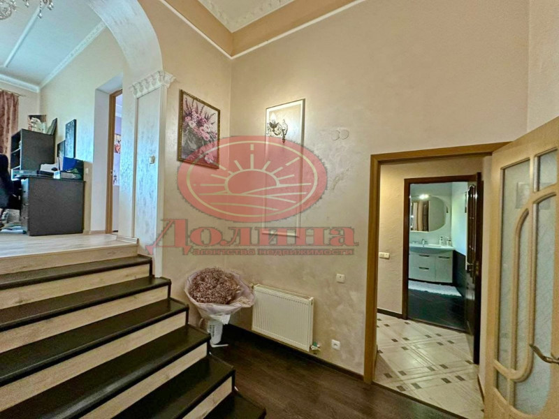 Дом 250 кв.м г.Симферополь