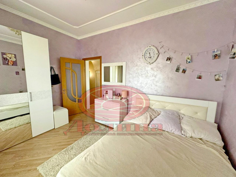 Дом 250 кв.м г.Симферополь
