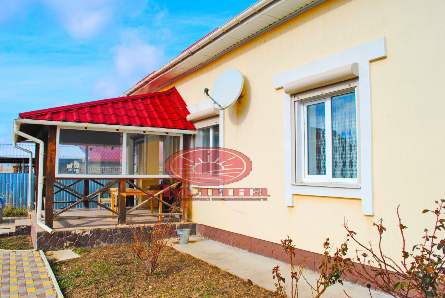 Дом 167.7 кв.м с.Заречное Симферопольский район