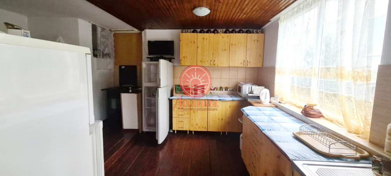 Продается дом в лесу 300 кв.м п. Розовый Крым г. Алушта