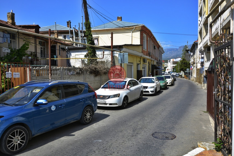 2-ух комнатная квартира 39.5 кв.м в г. Алушта
