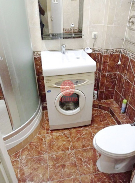 2 комнатные апартаменты 32 кв.м г. Алушта 