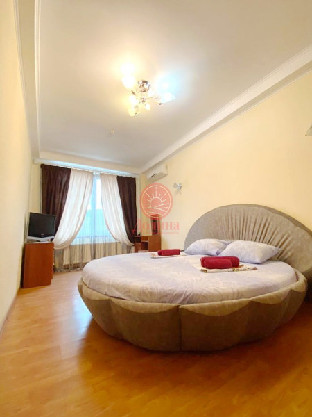 2 комнатные апартаменты 32 кв.м г. Алушта 
