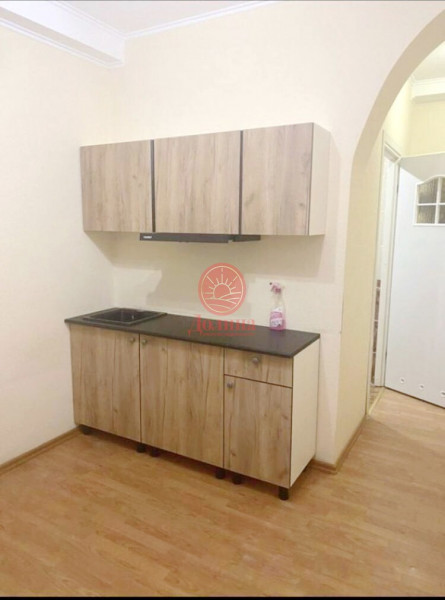 2 комнатные апартаменты 32 кв.м г. Алушта 