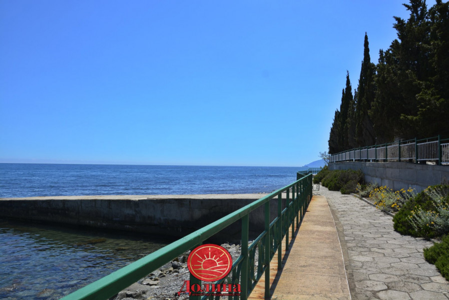 Продаётся гостиница в Алуште