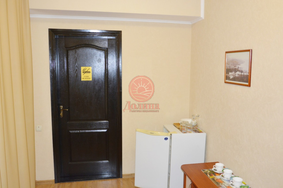 Продается гостевой дом 545 кв.м г. Алушта Крым  