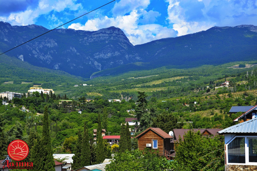 Продается гостиница 413 кв.м  пгт Гурзуф Крым