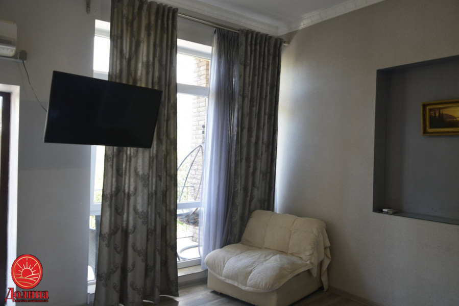 Продается гостиница 413 кв.м  пгт Гурзуф Крым
