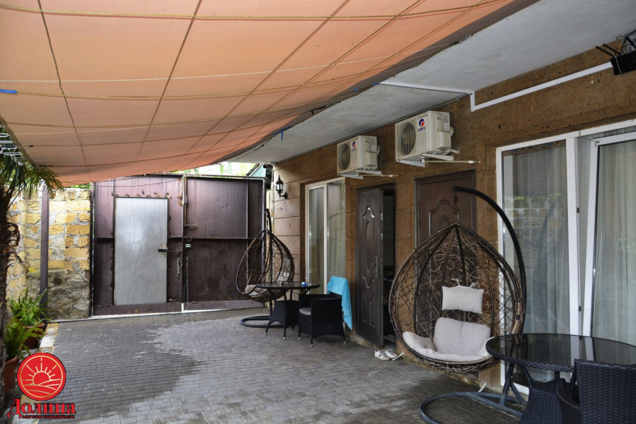Продается гостиница 413 кв.м  пгт Гурзуф Крым