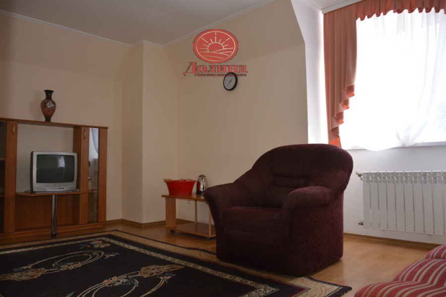 Продается гостиничный комплекс 1248 кв.м  п. Партенит Крым Алушта
