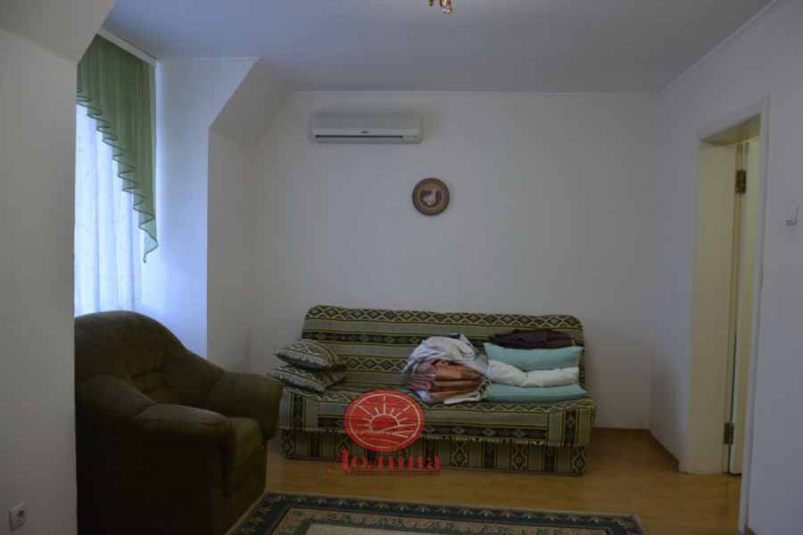 Продается гостиничный комплекс 1248 кв.м  п. Партенит Крым Алушта