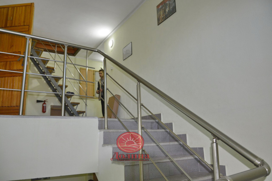 Продается гостиничный комплекс 1248 кв.м  п. Партенит Крым Алушта