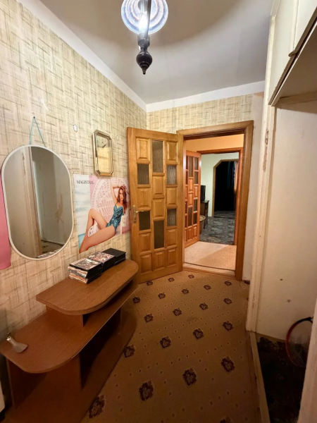 продажа двухкомнатной квартиры 62,5 кв. м в Алуште на Октябрьской